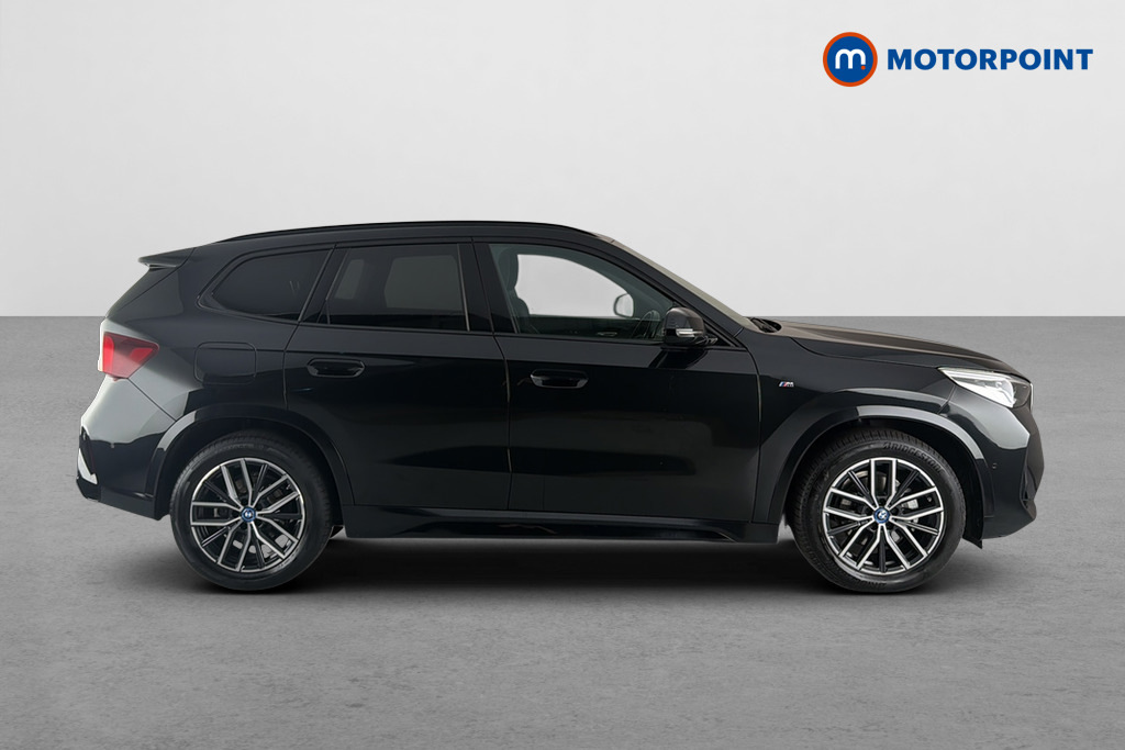 BMW iX1 150Kw Edrive20 M Sport 65Kwh Blue #4