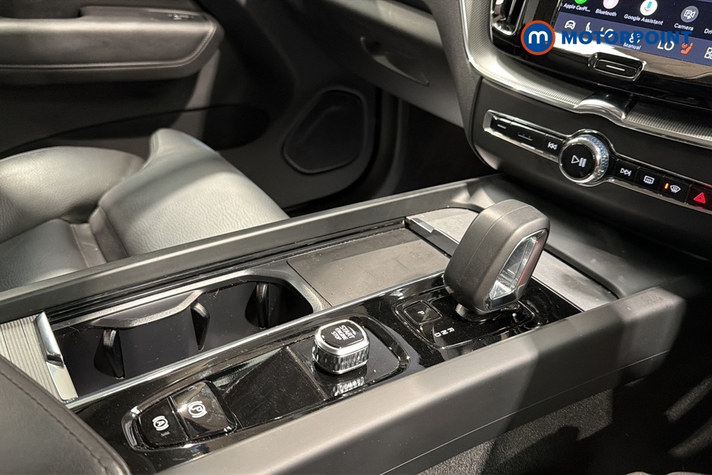Volvo XC60 Ultra Black Edition Black #20