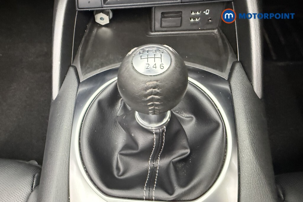 Mazda MX-5 2.0 Skyactiv-g Exclusive-line Convertible Petr  #14