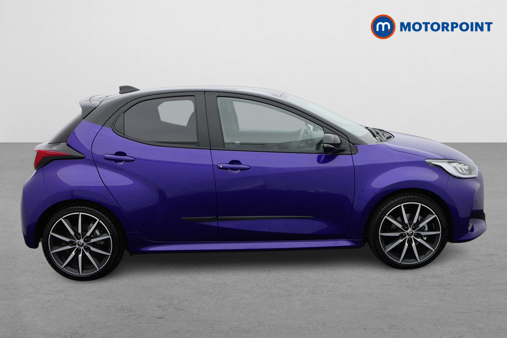 Toyota Yaris Hatchback Black #8