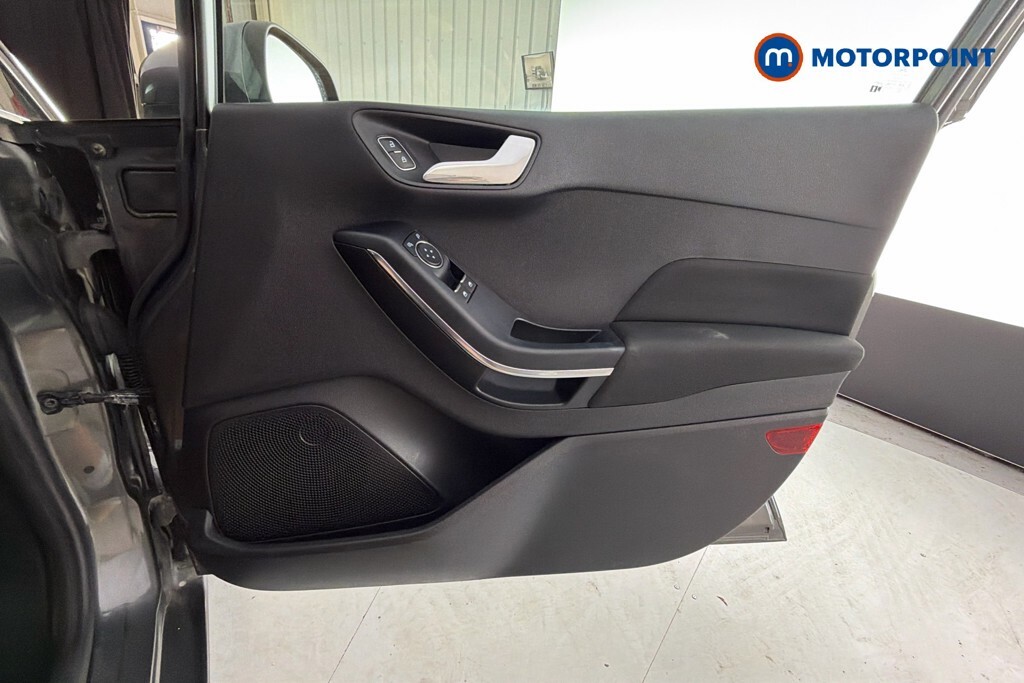 Ford Fiesta Zetec 1.1 85Ps Black #21