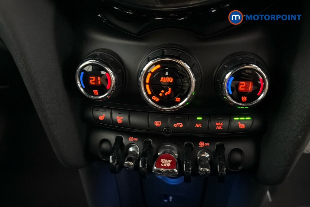 Mini Convertible 1.5 Cooper Classic Convertible Black #15