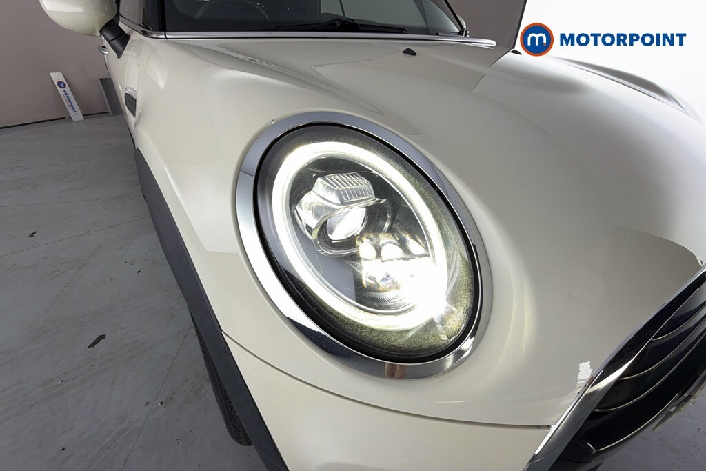 Mini Convertible 1.5 Cooper Classic Convertible Black #30
