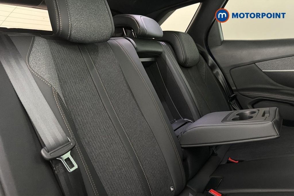 Peugeot 3008 1.2 Puretech Active Grey #30