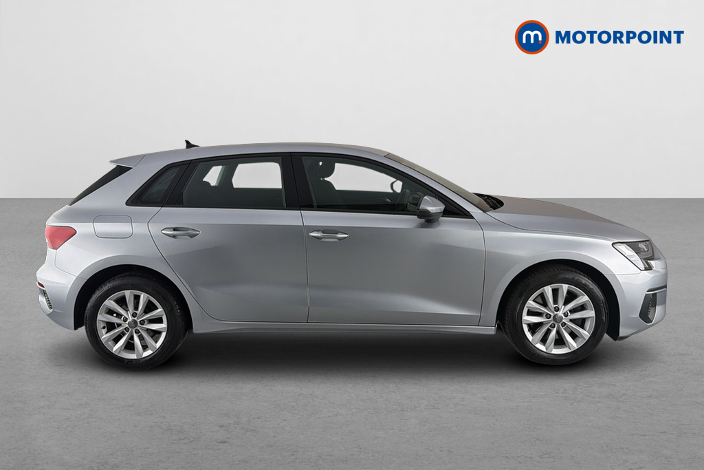 Audi A3 30 Tfsi Technik PK70ARZ Silver #4