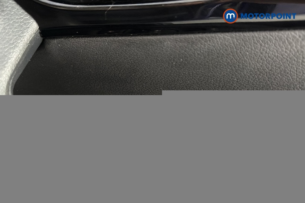 Nissan Qashqai Tekna Red #21