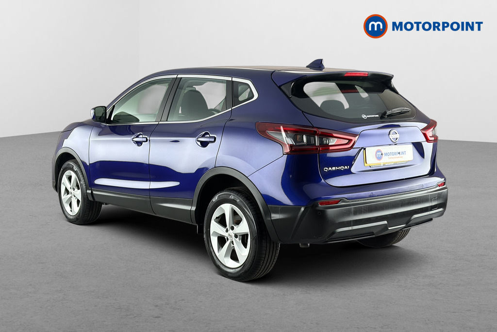 Nissan Qashqai Tekna Red #7