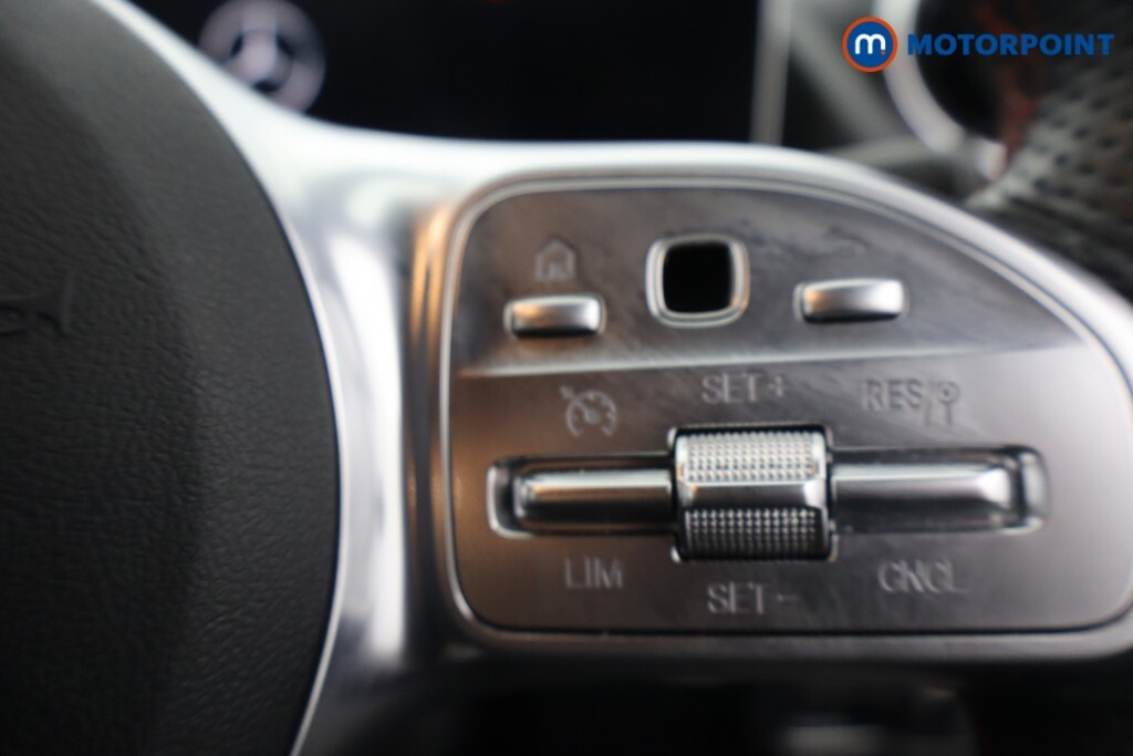 Mercedes-Benz B Class B200 Amg Line Premium Plus Edition White #23