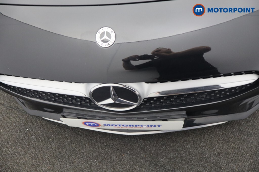 Mercedes-Benz B Class B200 Amg Line Premium Plus Edition White #33
