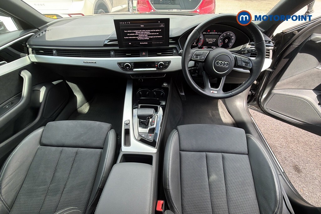 Audi A4 35 Tfsi Black Edition S Tronic 2022 Red #9