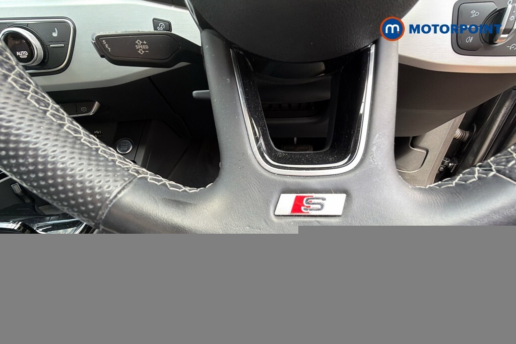 Audi A4 35 Tfsi Black Edition S Tronic 2022 Red #12