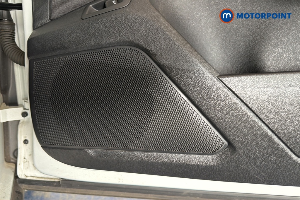 Volkswagen T-Roc Style Black #20