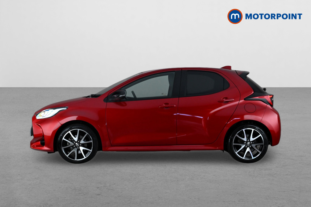 Toyota Yaris 1.5 Hybrid Dynamic Cvt Red #4