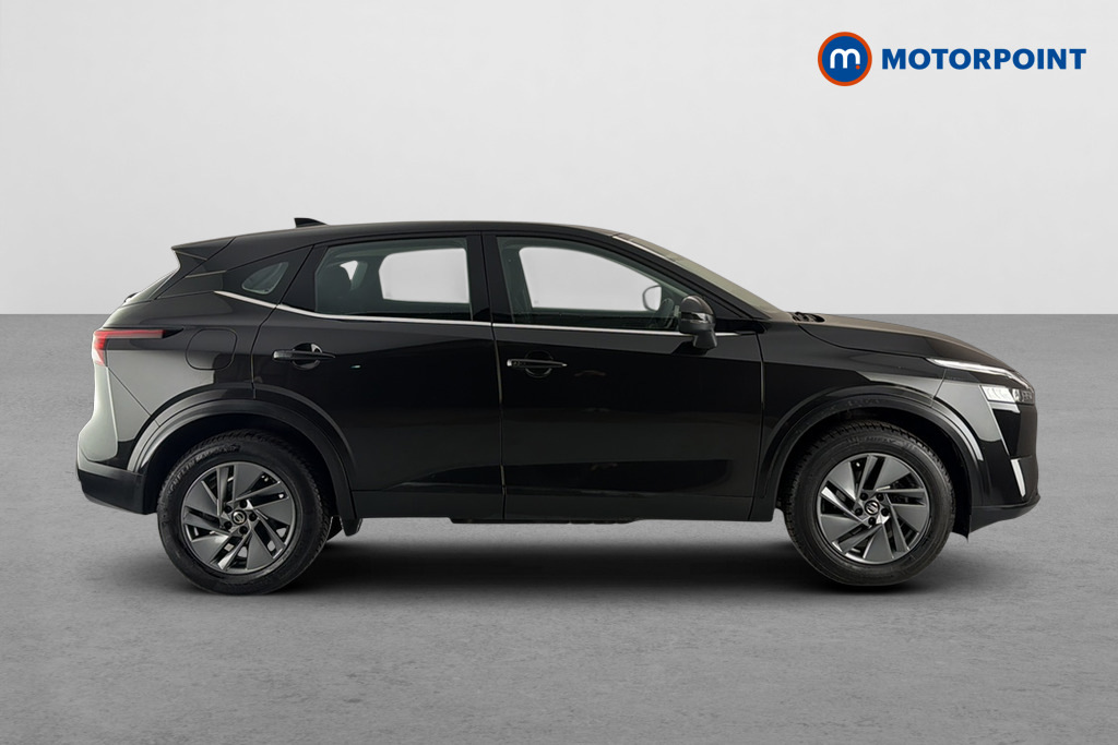 Nissan Qashqai 1.3 Dig-t Mh Acenta Premium Black #4
