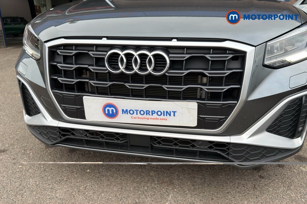 Audi Q2 1.0 Tfsi 30 Black Edition Suv Blue #40
