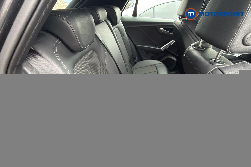 Audi Q2 1.0 Tfsi 30 Black Edition Suv Blue #30