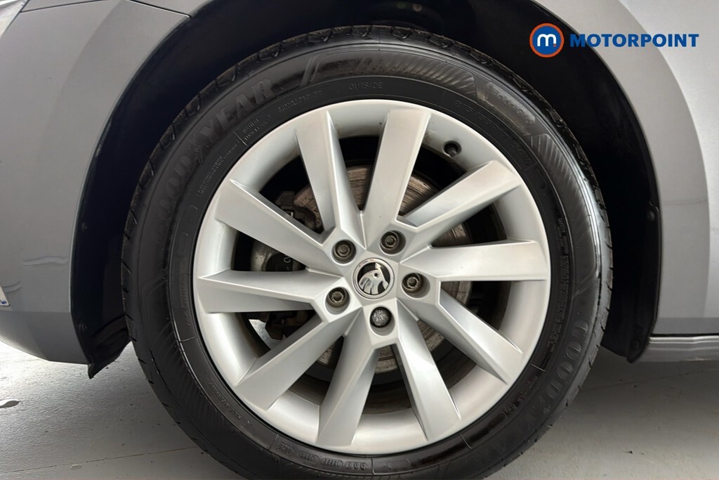 Skoda Superb Superb Se L Tdi White #41