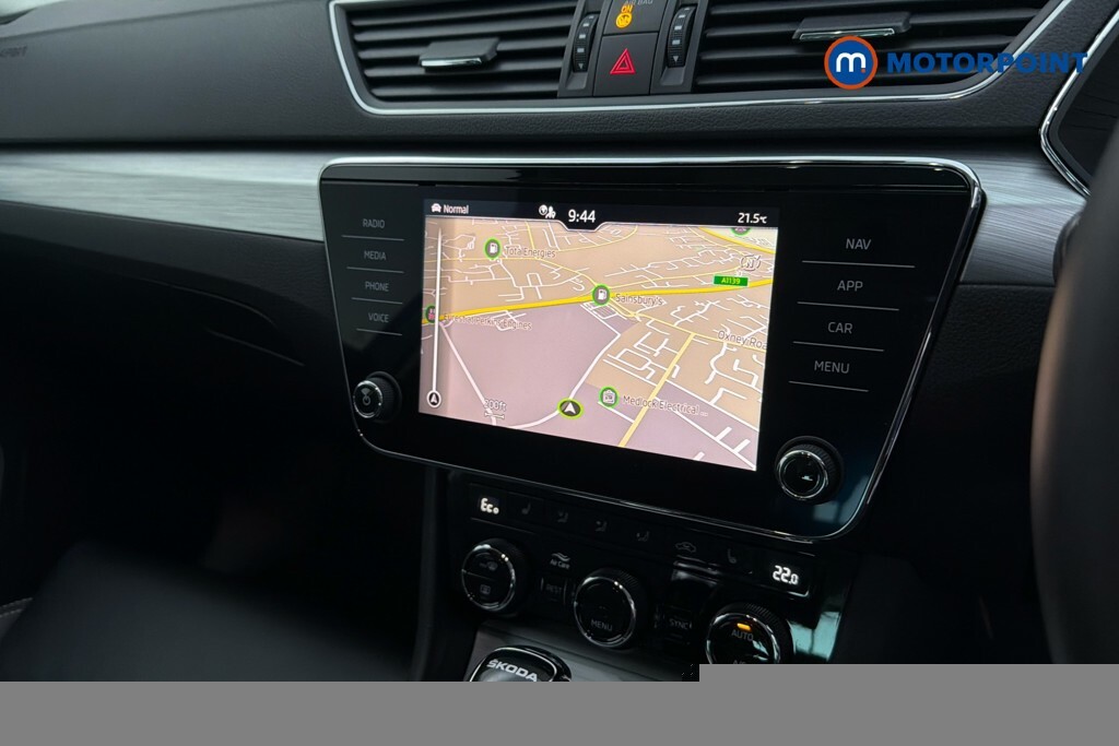 Skoda Superb Superb Se L Tdi White #18
