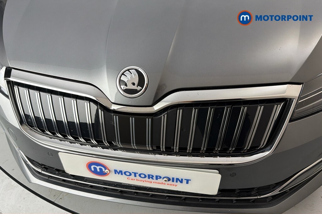 Skoda Superb Superb Se L Tdi White #40