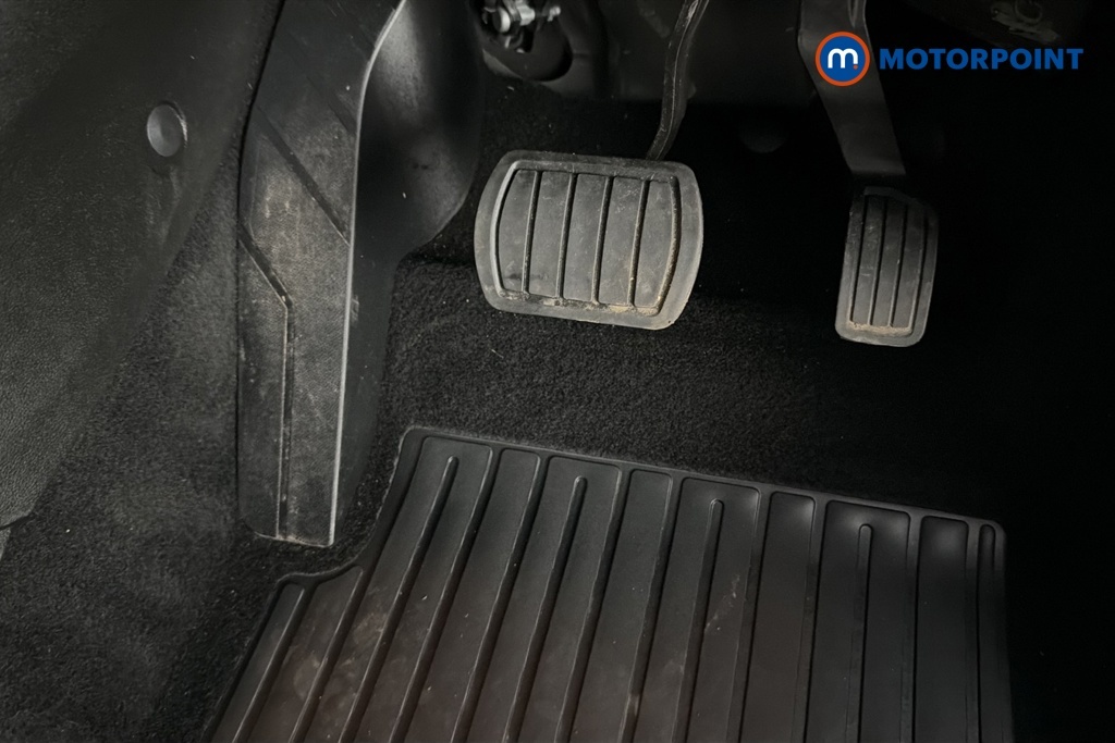 Fiat 600e New 600E 54Kwh 154Hp White #25
