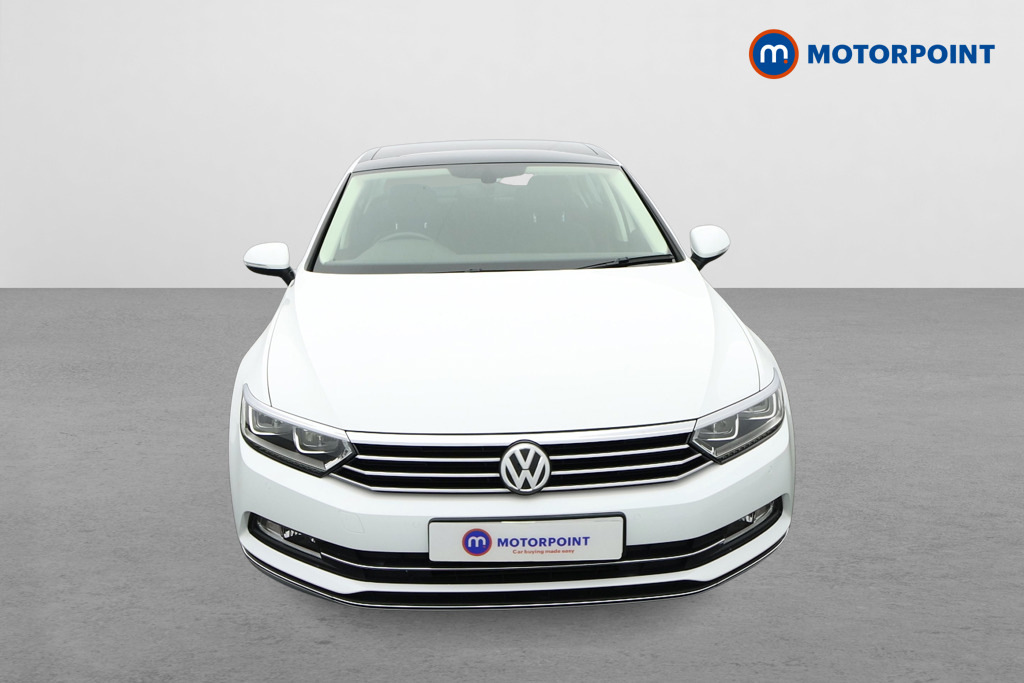 Volkswagen Passat 1.5 Tsi Evo 150 Gt Dsg Panoramic Roof White #2