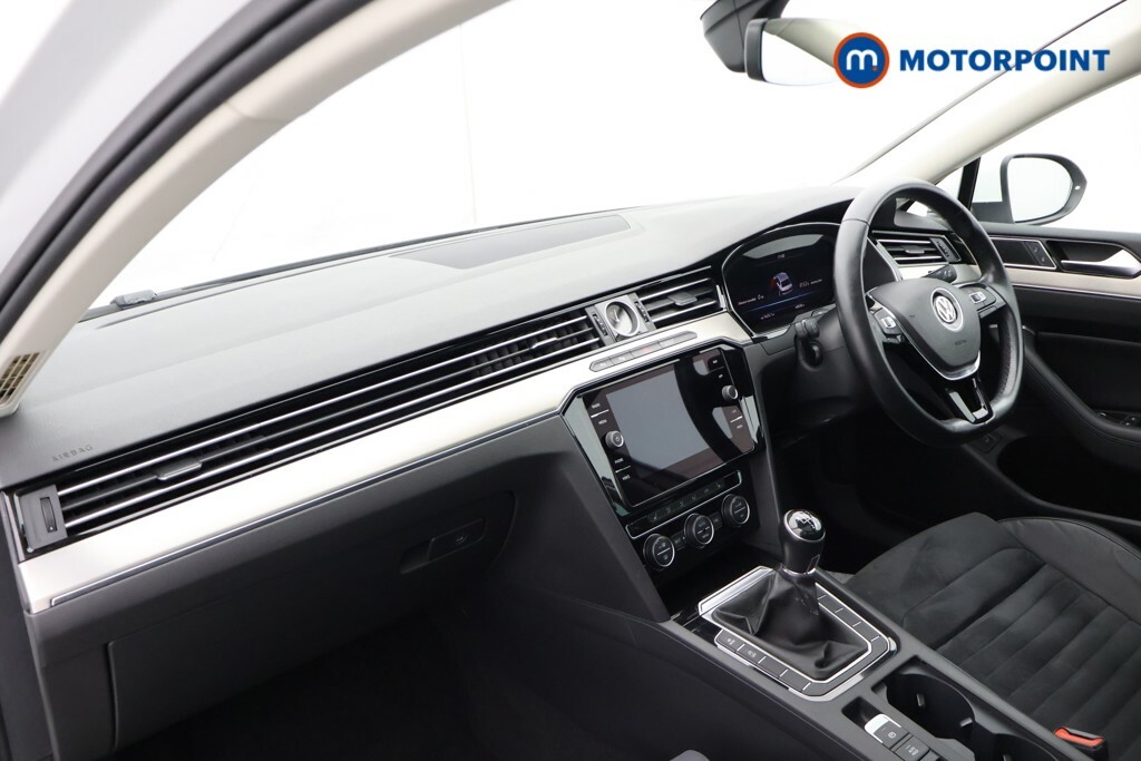 Volkswagen Passat R-line Tsi Evo Dsg Black #30