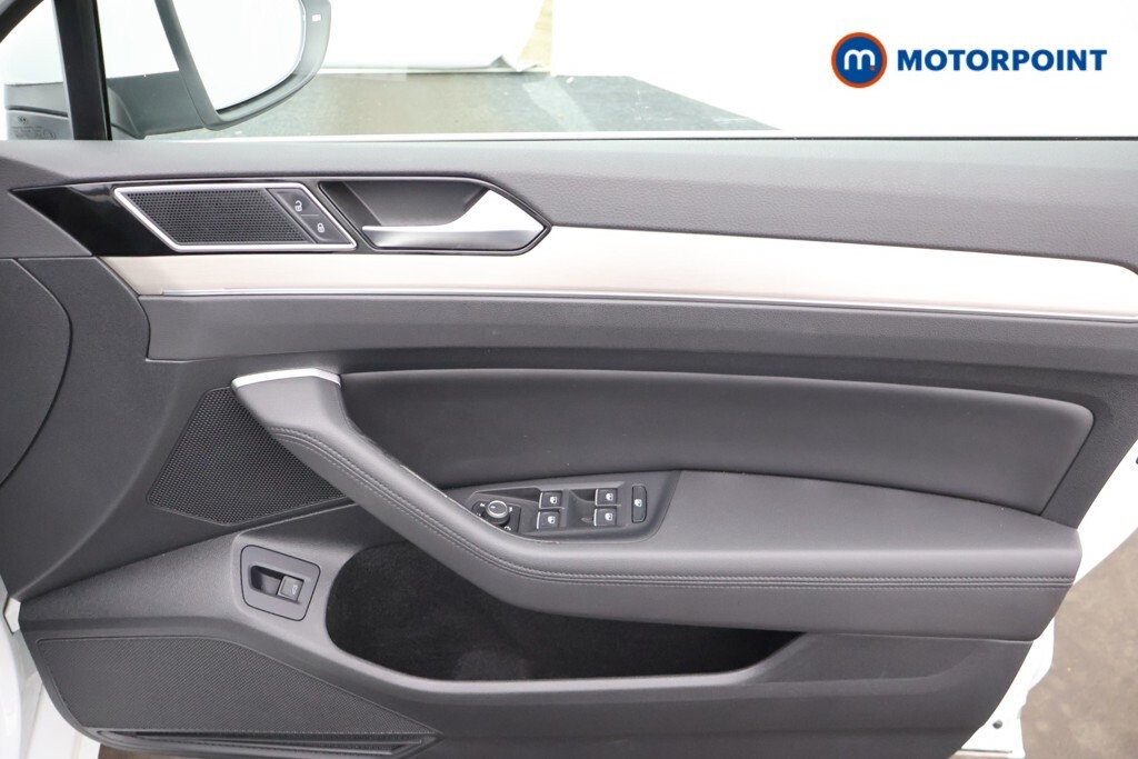 Volkswagen Passat R-line Tsi Evo Dsg Black #21