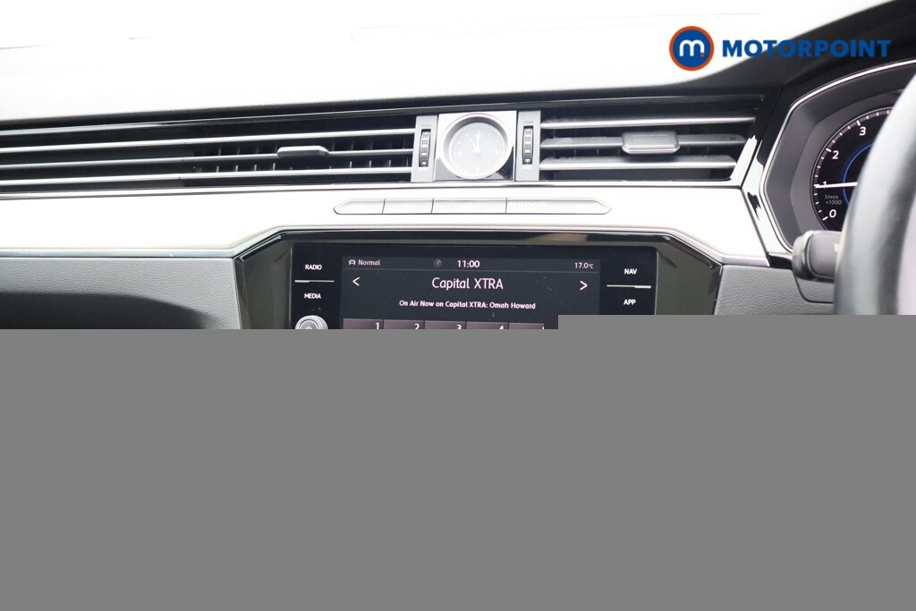 Volkswagen Passat R-line Tsi Evo Dsg Black #16