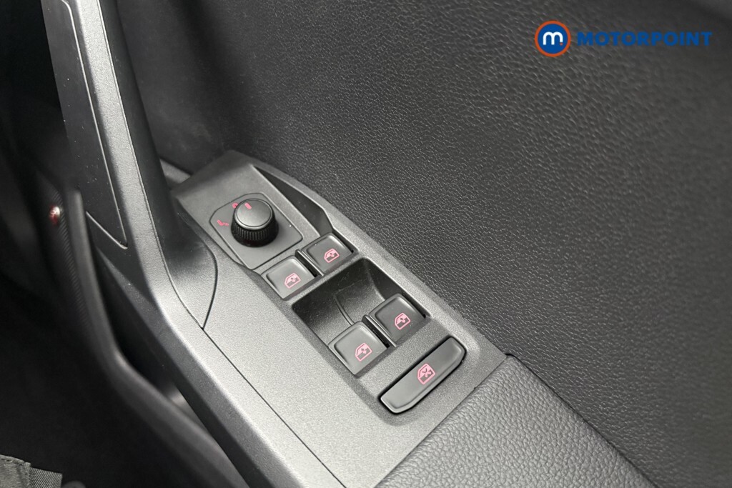 Seat Arona 1.0 Tsi 115Ps Se Technology Dsg Suv Silver #22
