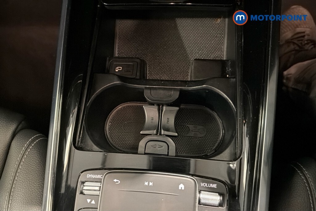 Mercedes-Benz GLA Class Gla 180 Amg Line Edition Black #21