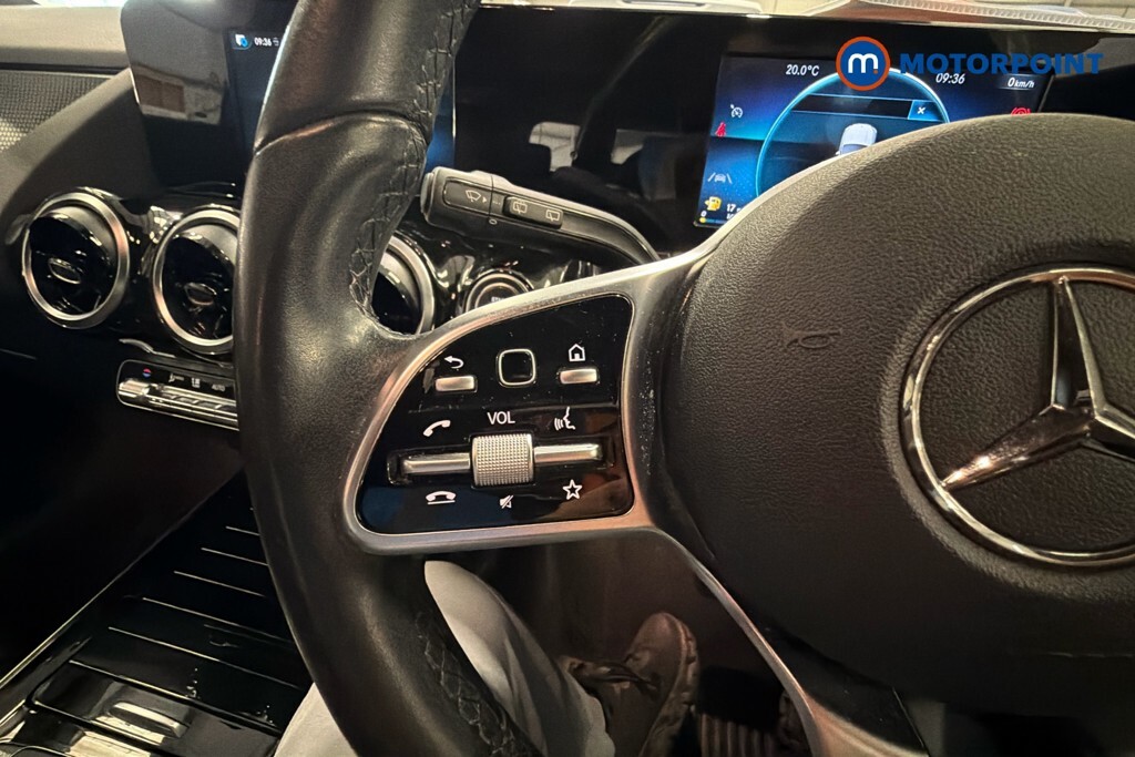 Mercedes-Benz GLA Class Gla 180 Amg Line Edition Black #10