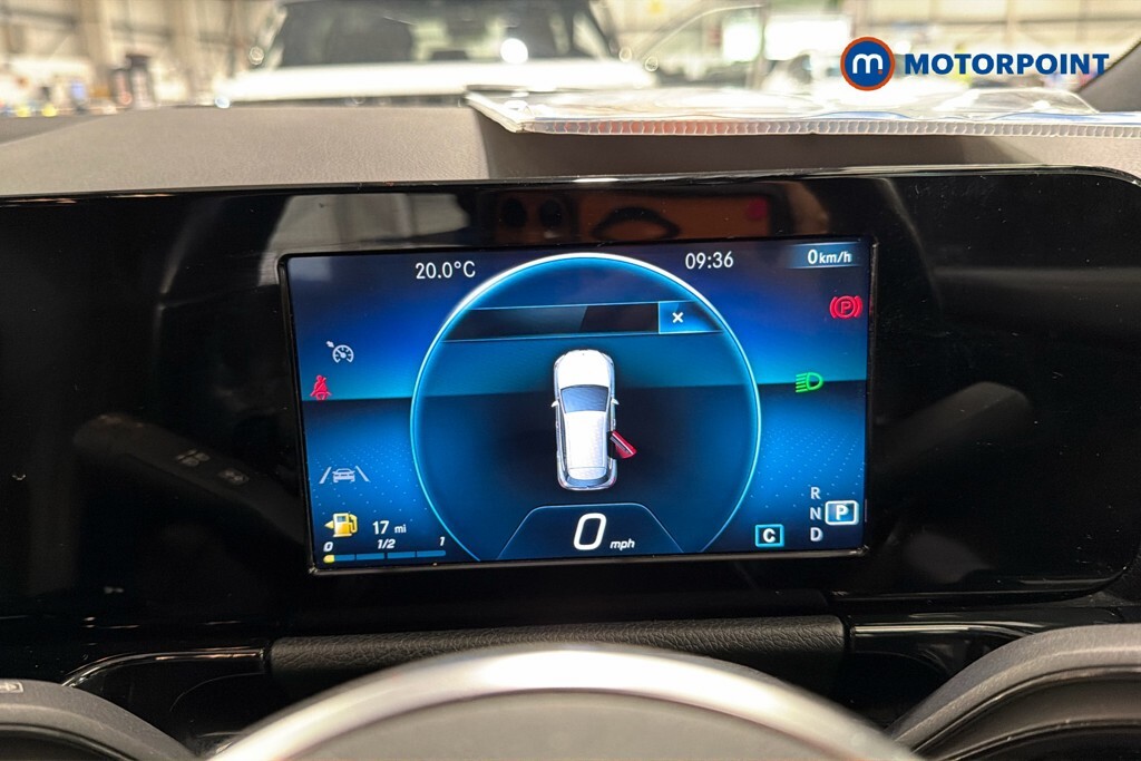 Mercedes-Benz GLA Class Gla 180 Amg Line Edition Black #15