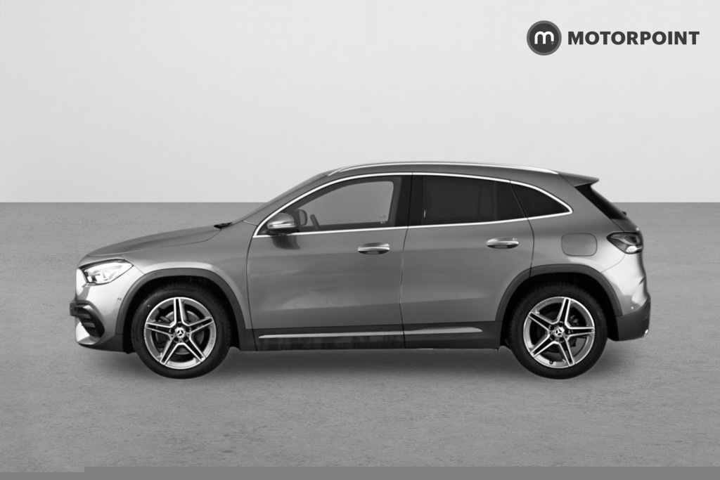 Mercedes-Benz GLA Class Gla 200 Amg Line Premium Grey #4