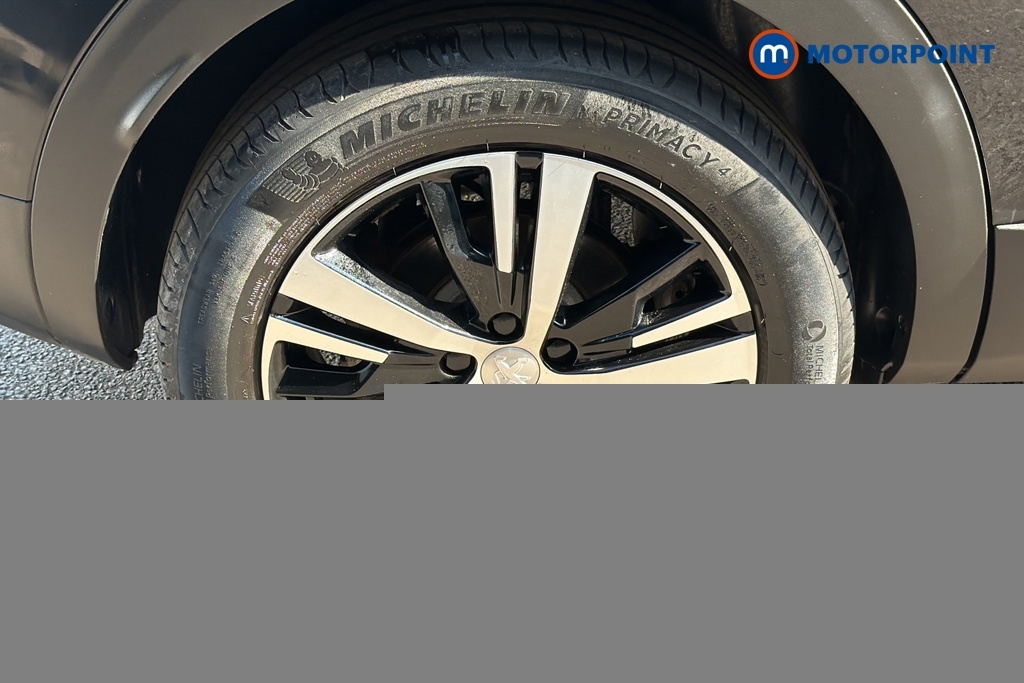 Peugeot 3008 Active Premium Black #32