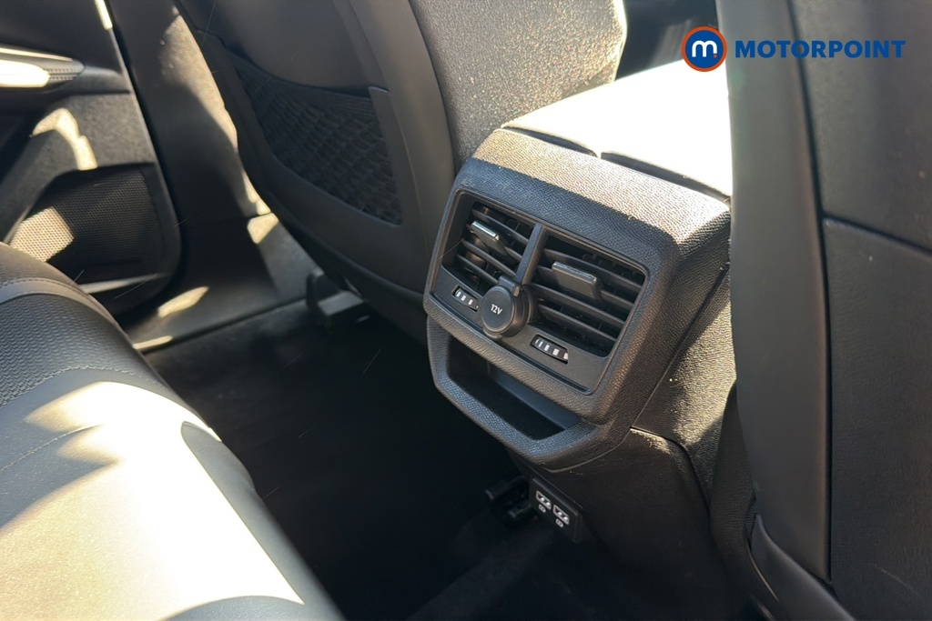Peugeot 3008 Active Premium Black #22