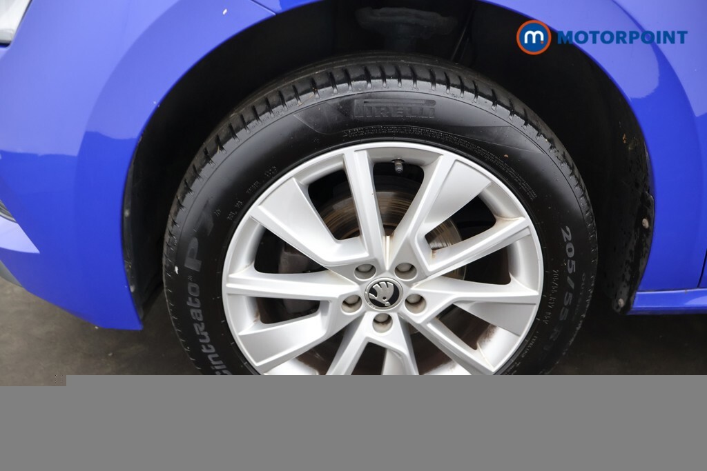 Skoda Kamiq Se L Executive Black #28