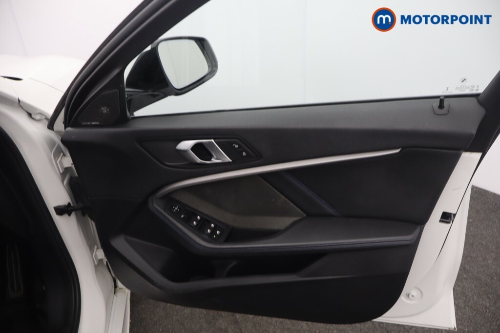BMW 1 Series M135i Xdrive Step White #17