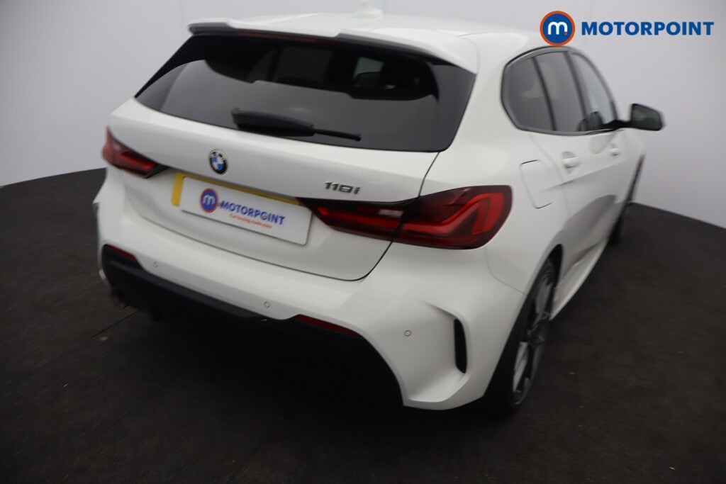 BMW 1 Series M135i Xdrive Step White #10