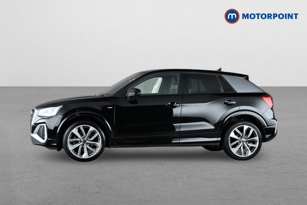 Audi Q2 35 Tfsi S Line S Tronic Black #4