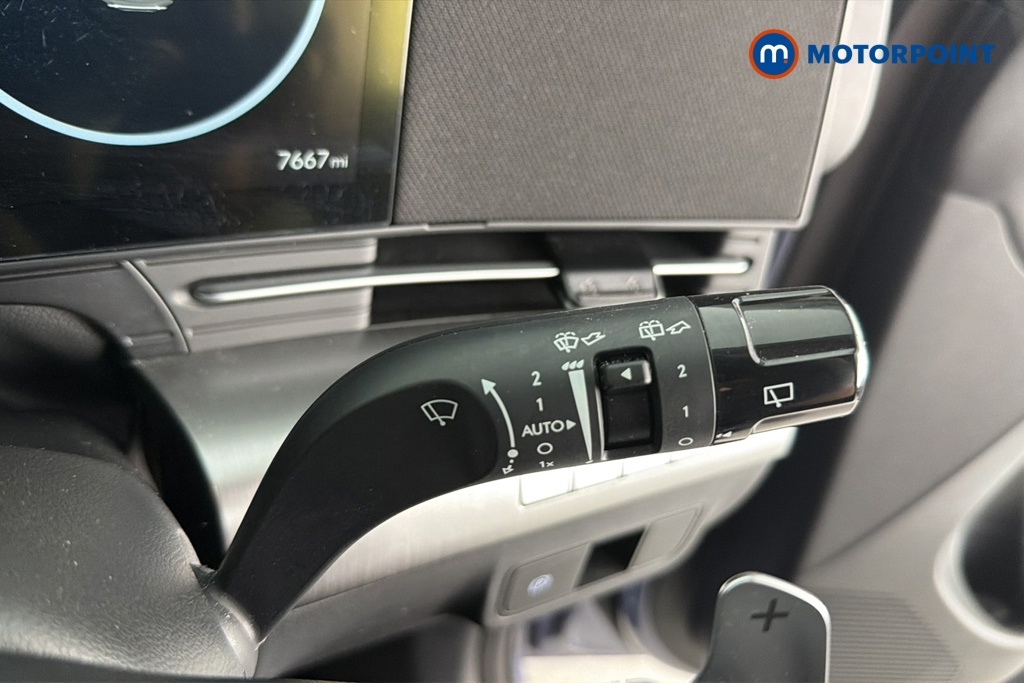 Hyundai Kona Advance White #13