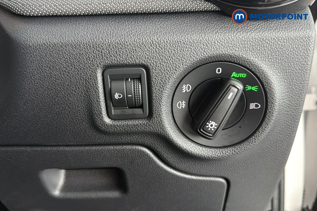 Skoda Fabia Hatch 1.0 Mpi Se Edition 80Ps Blue #17