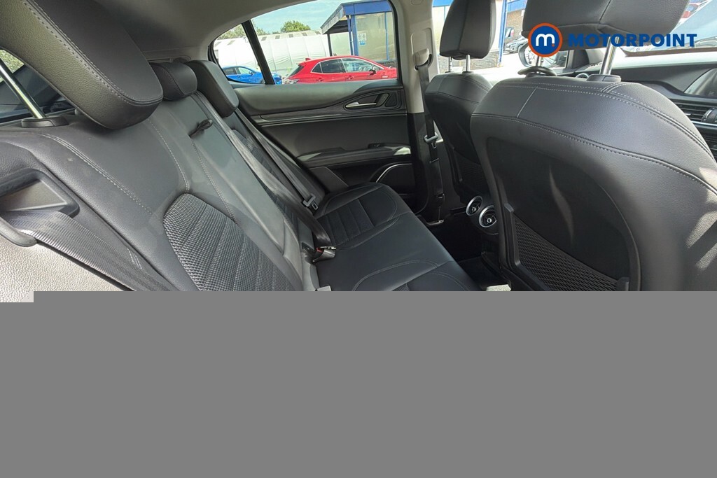 Alfa Romeo Stelvio Estate Grey #14