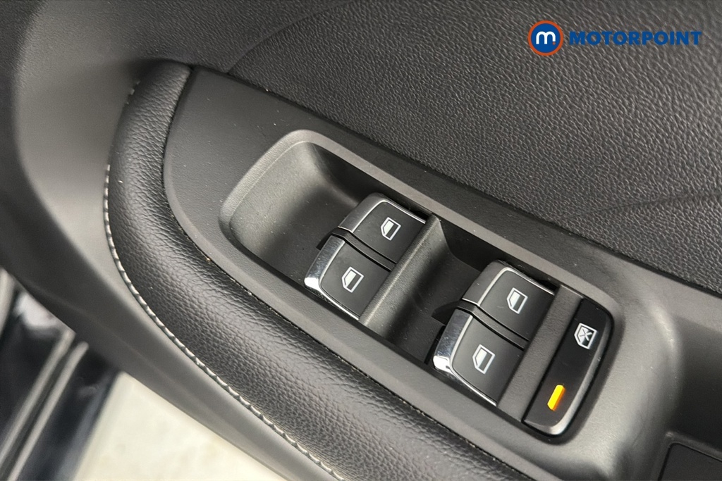 MG MG5 115Kw Exclusive Ev 53Kwh Red #22