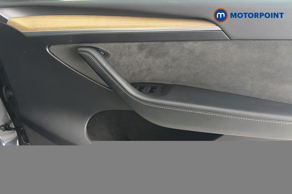 Tesla Model Y Rwd 17 482 Car Details  #19