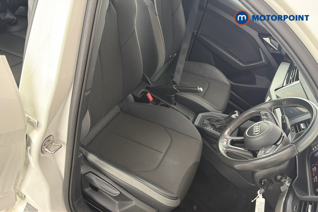 Audi A1 Audi A1 Sportback 30 Tfsi 110 S Line Black #16