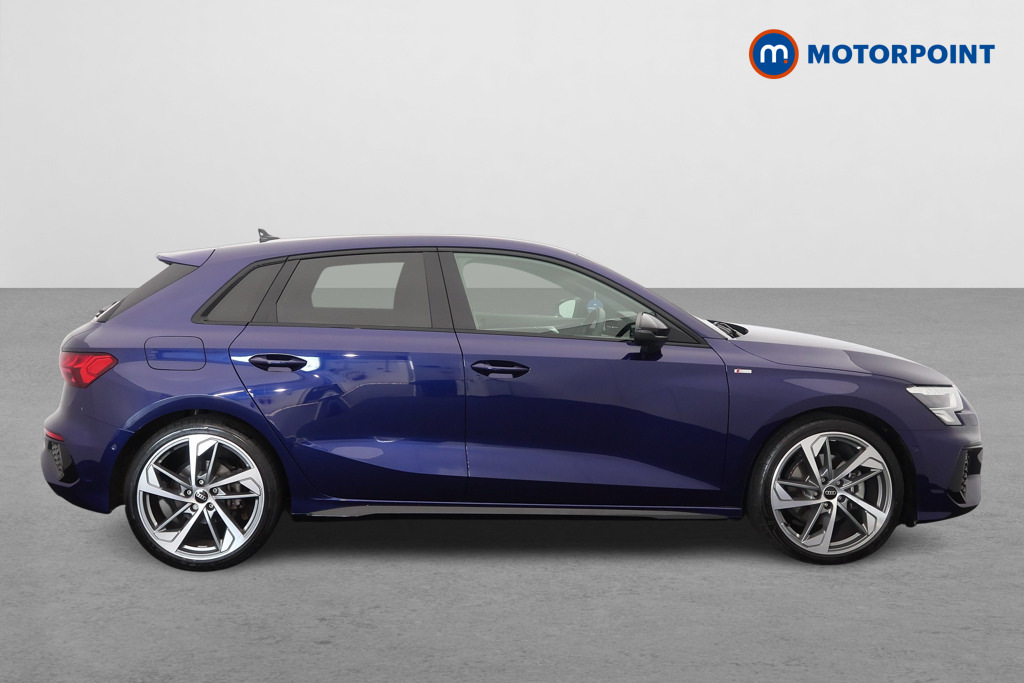 Audi A3 Audi A3 Sportback Black Edition 35 Tfsi 150 Ps S T Blue #8