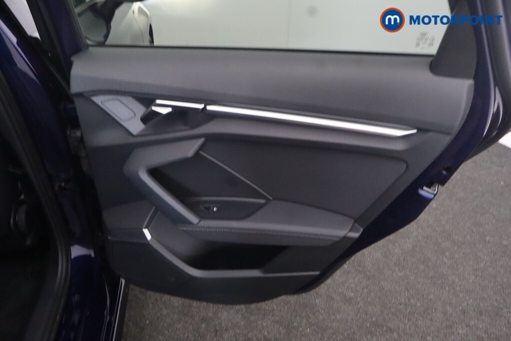 Audi A3 Audi A3 Sportback Black Edition 35 Tfsi 150 Ps S T Blue #29
