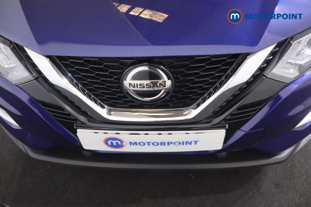Nissan Qashqai N-connecta Blue #25