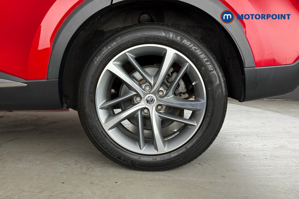 MG HS Exclusive 1.5T Plug-in Hybrid 16.6 Kwh Black #39