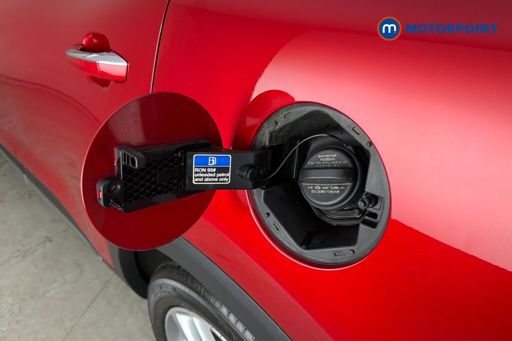 MG HS Exclusive 1.5T Plug-in Hybrid 16.6 Kwh Black #35